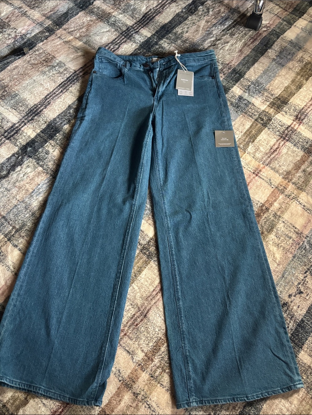 High-Rise Wide Leg Women’s Jeans in Teal Blue